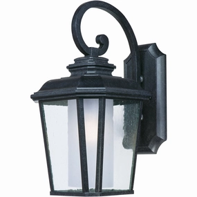 Radcliffe EE 1-Light Medium Outdoor WallWeatherproof outdoor lighting