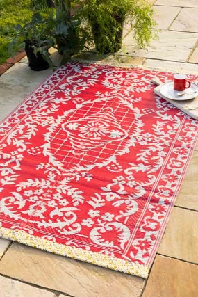 Recycled Plastic Reversible Red Floral Garden Rugwaterproof outdoor patio rug