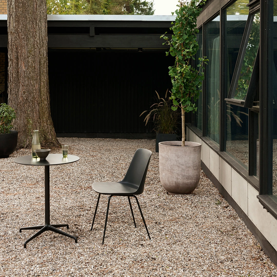 Rely HW70 Outdoor Chair