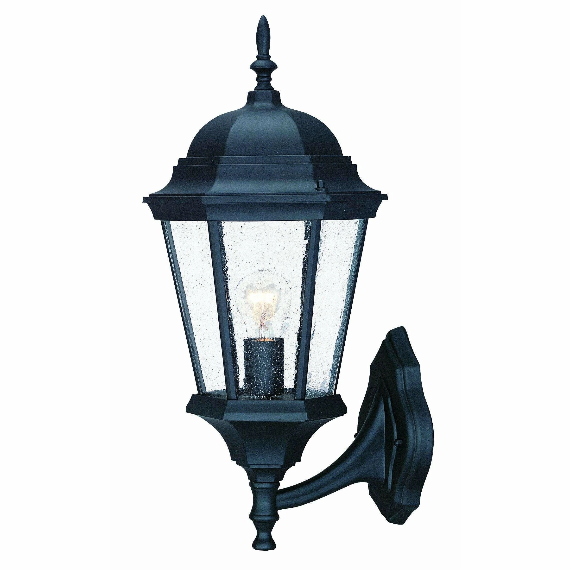 Richmond Outdoor Wall Light