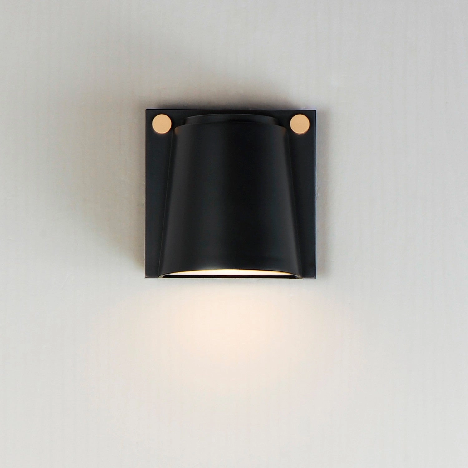 Rivet LED Outdoor Wall Sconce Black / Antique Brass