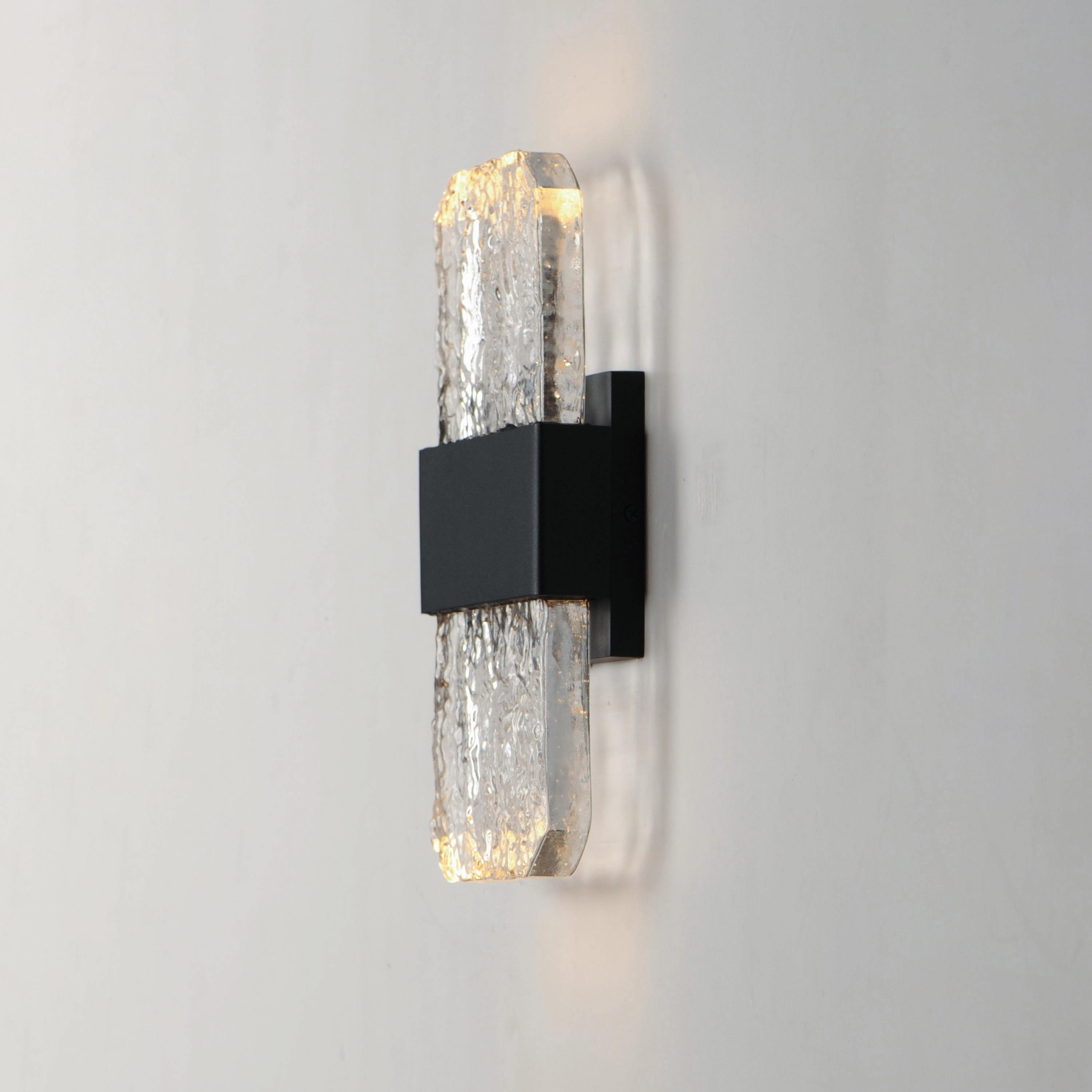 Rune LED Outdoor Wall Sconce Black
