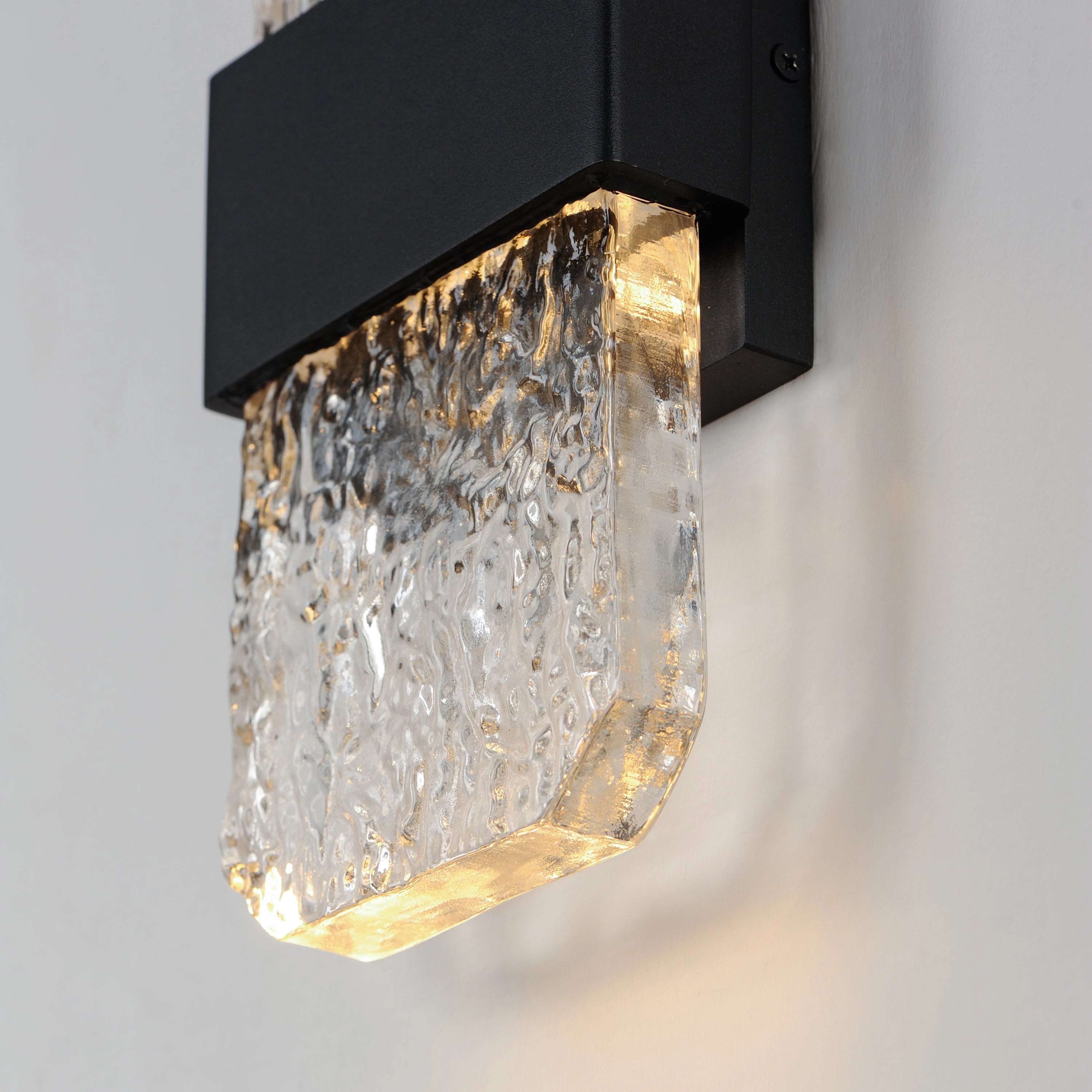 Rune LED Outdoor Wall Sconce Black