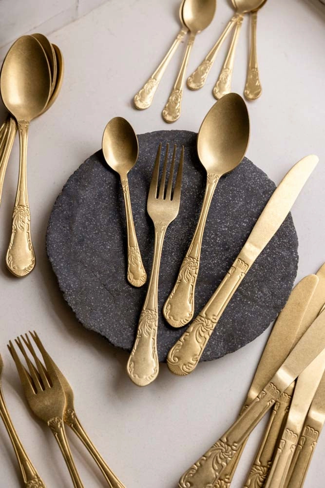 Set of 24 Antique Gold Cutlery Setoutdoor patio dining furniture set
