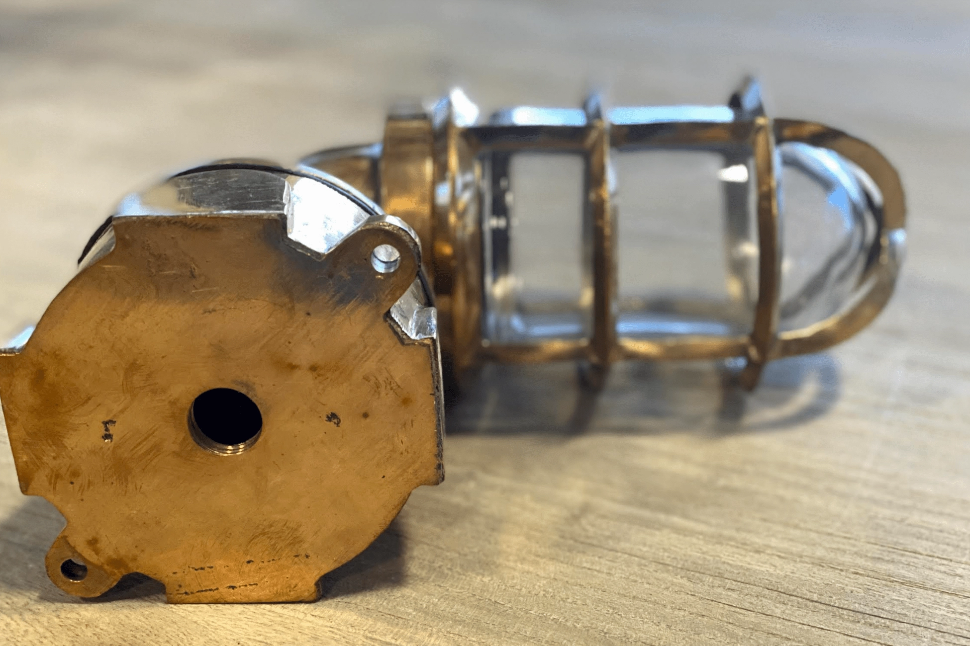 Ship Passageway Lights - 90 Degrees in Brass Finish