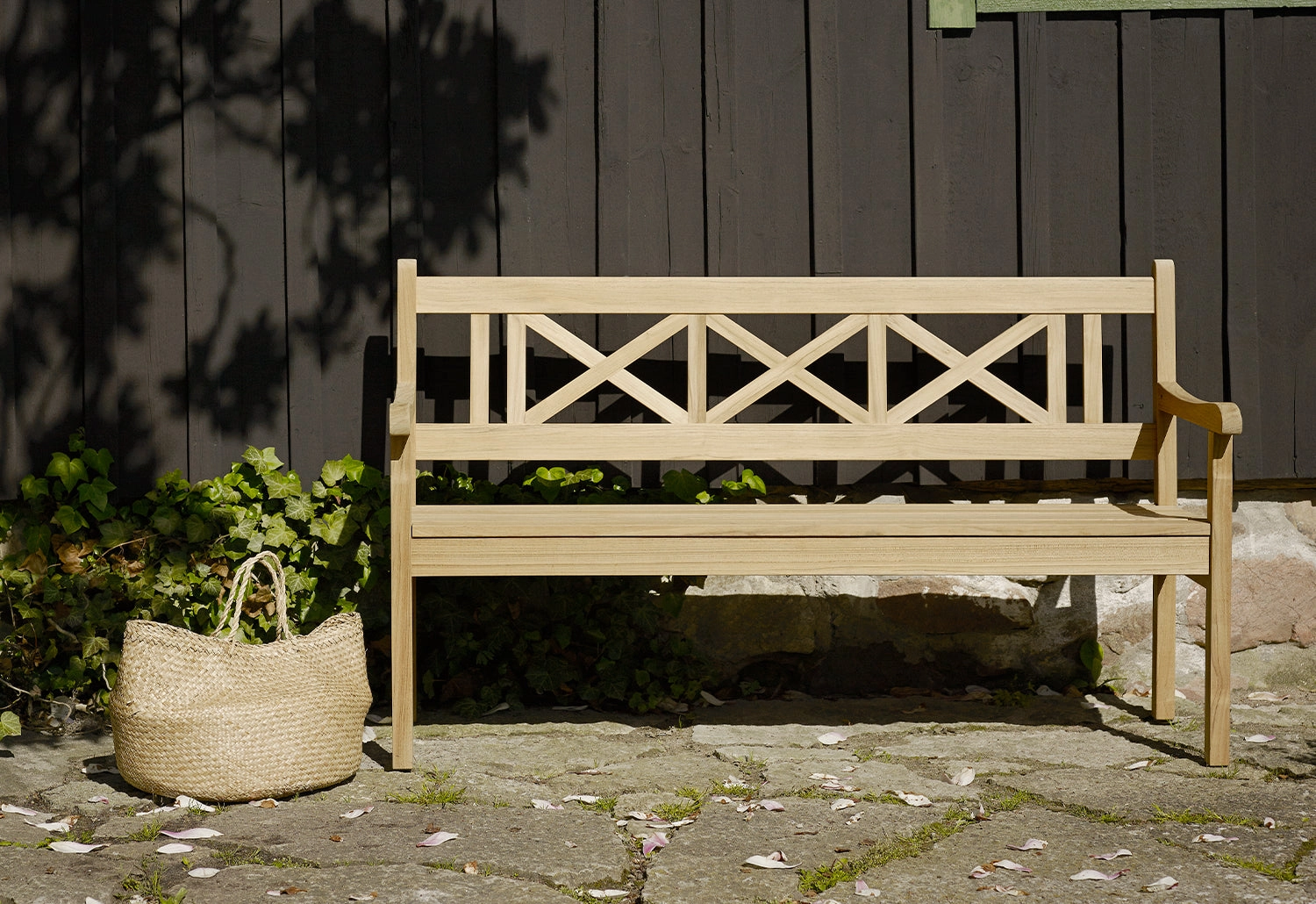 Skagen Bench