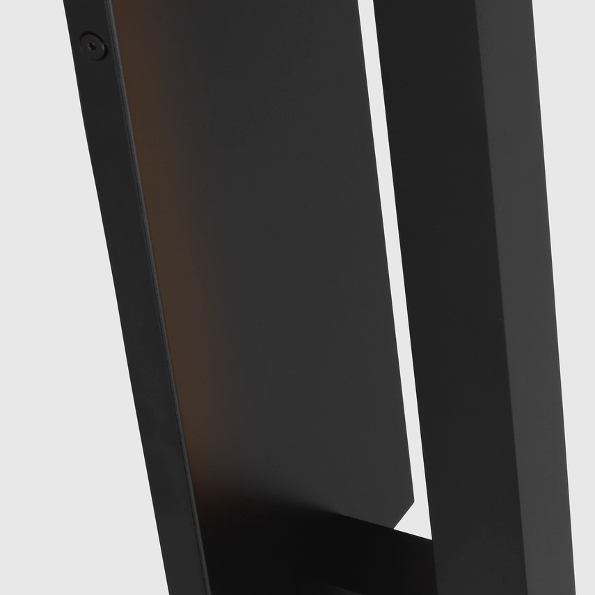 Stagger Medium Wall