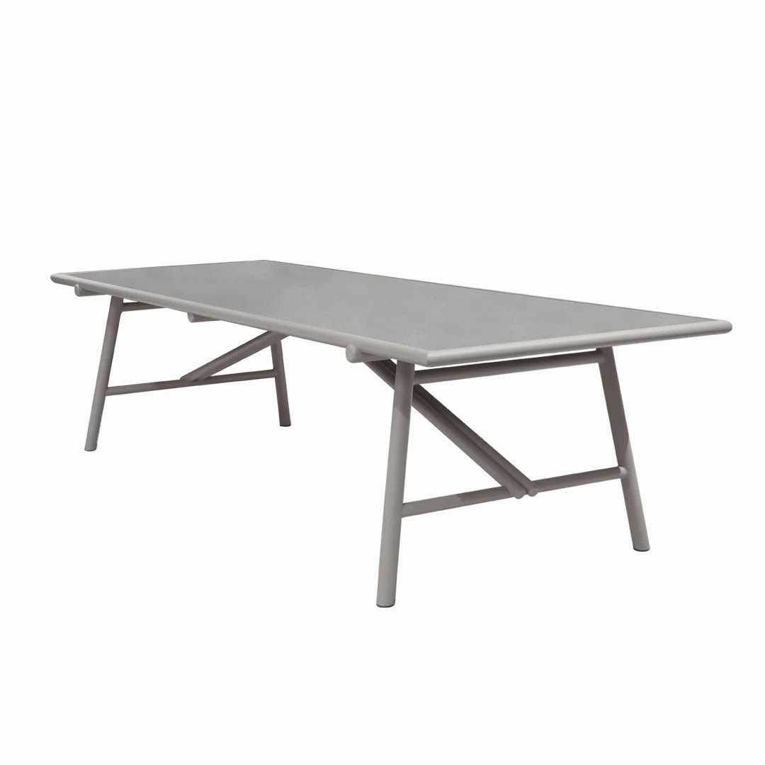 Sticks Outdoor Dining Table