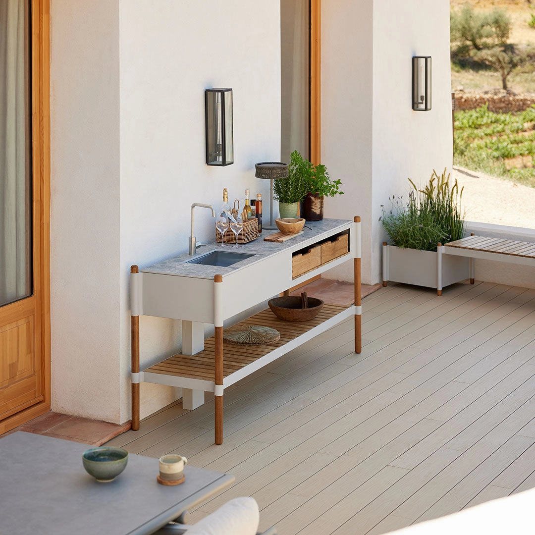 Sticks Outdoor Kitchen Module