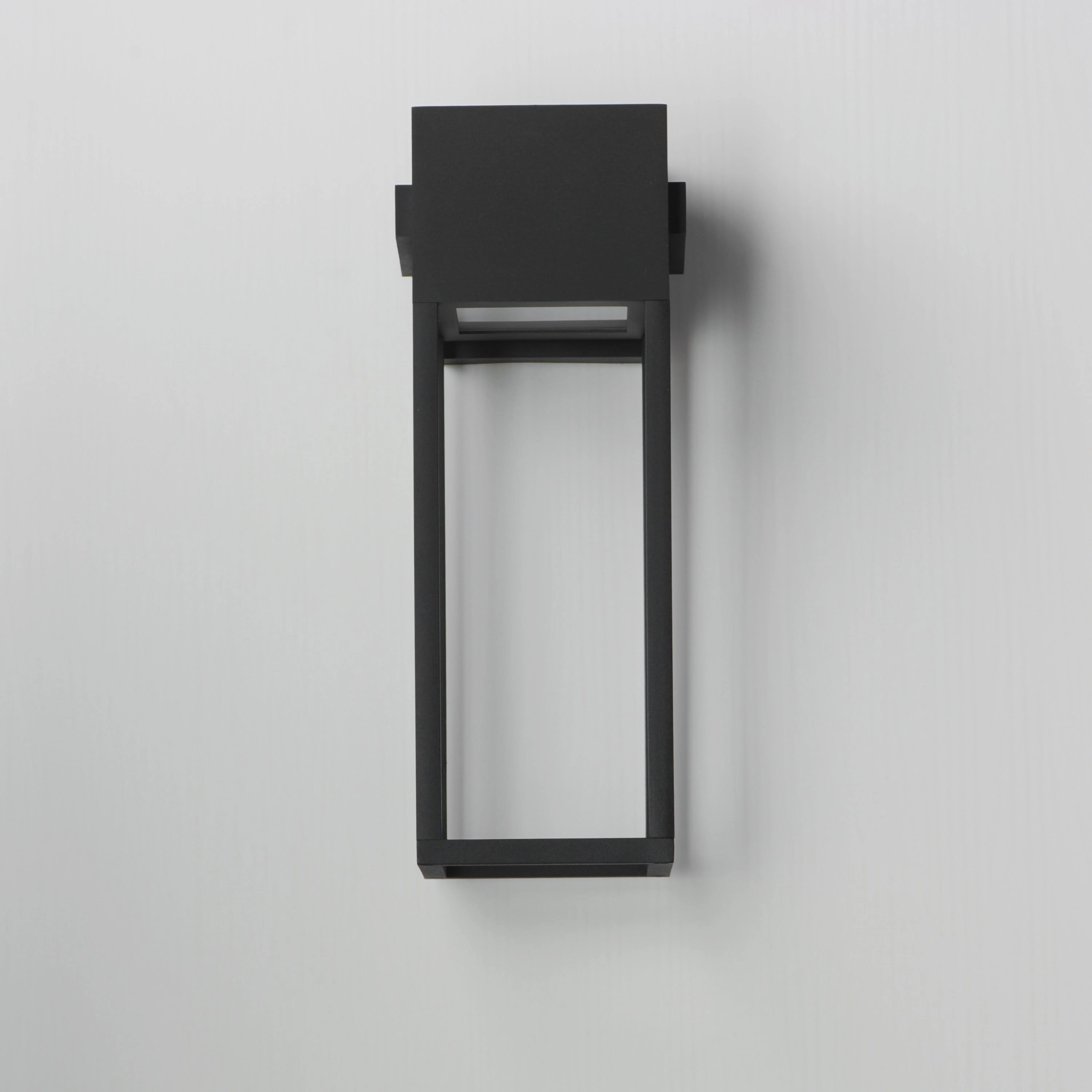 Strand VX 18" Outdoor LED Wall Sconce