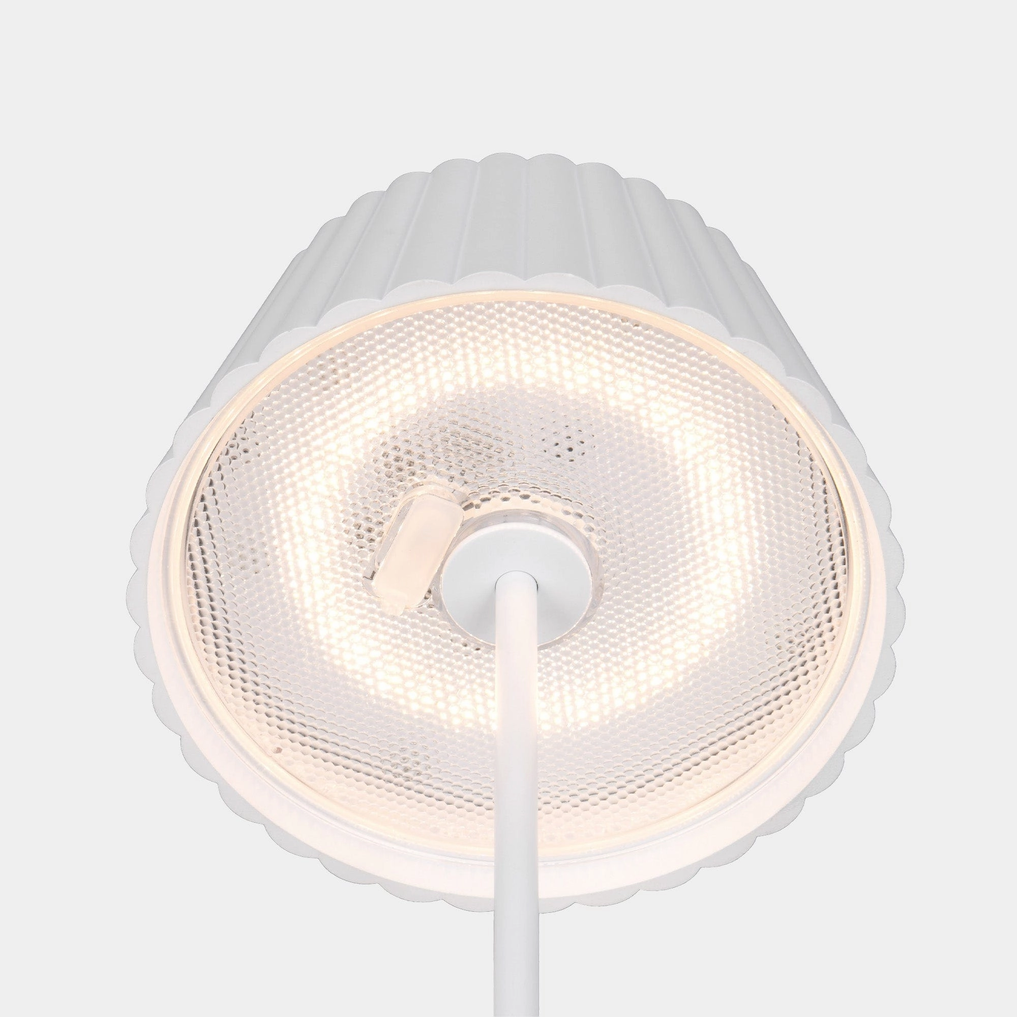 Symi - White USB Floor Lamp
