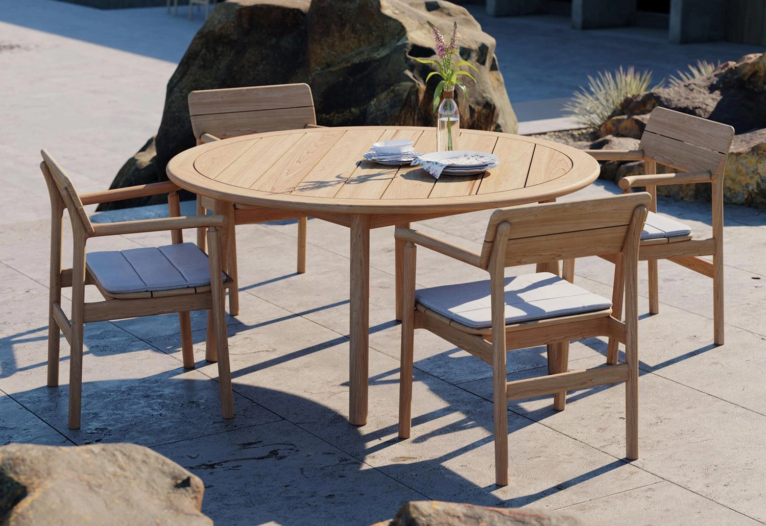 Tanso Armchair