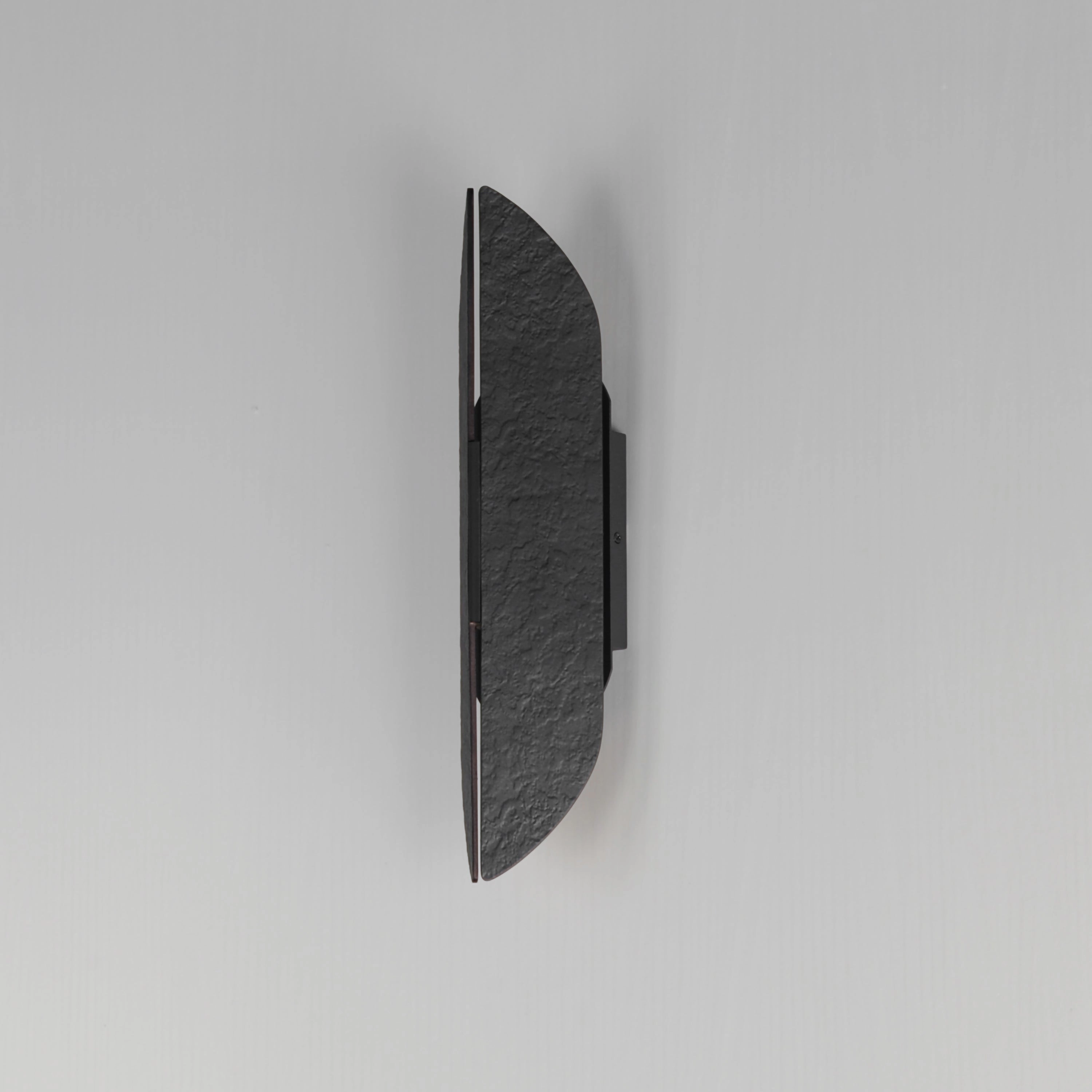Tectonic 18" LED Outdoor Wall Light