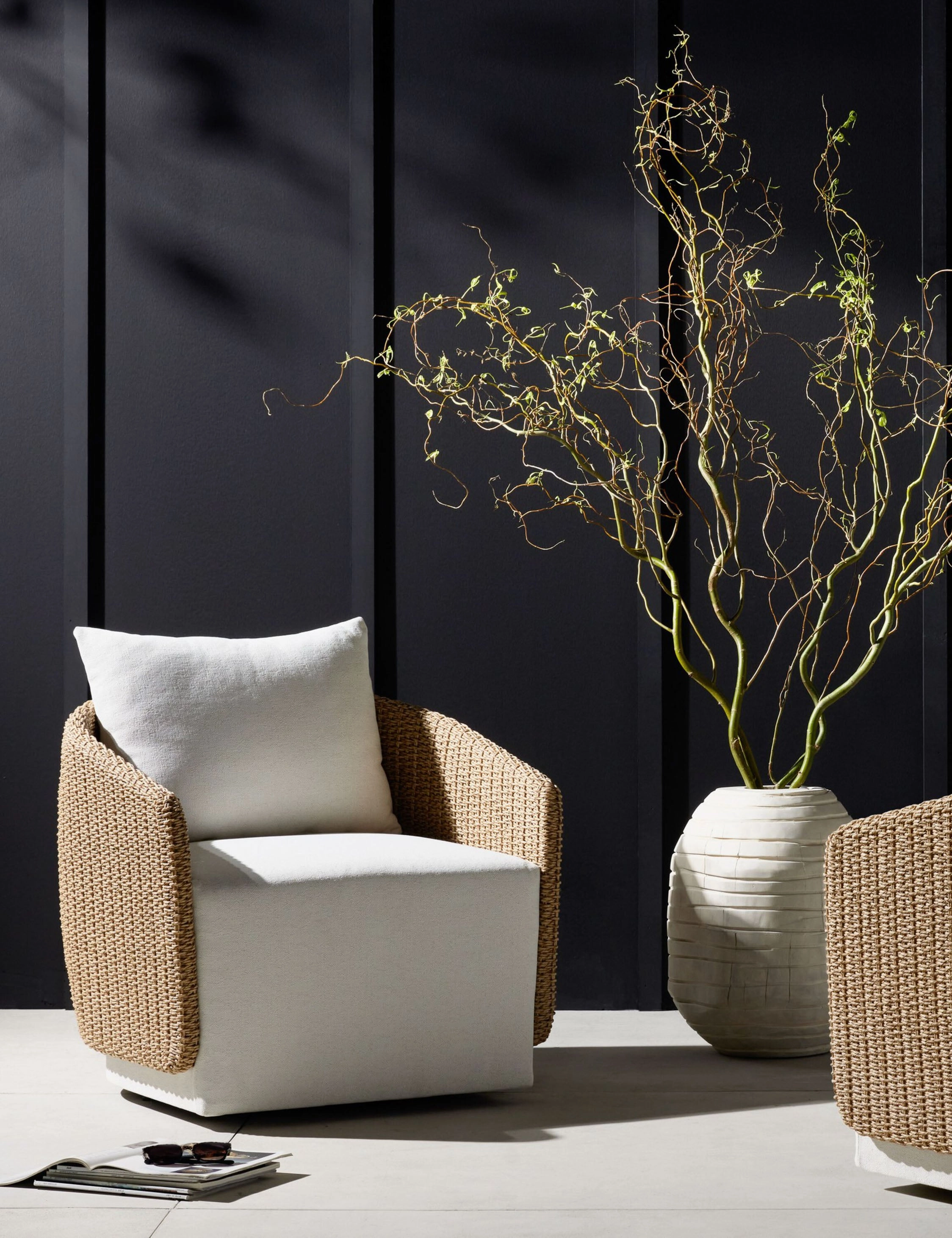 Tennille Indoor / Outdoor Swivel Chair