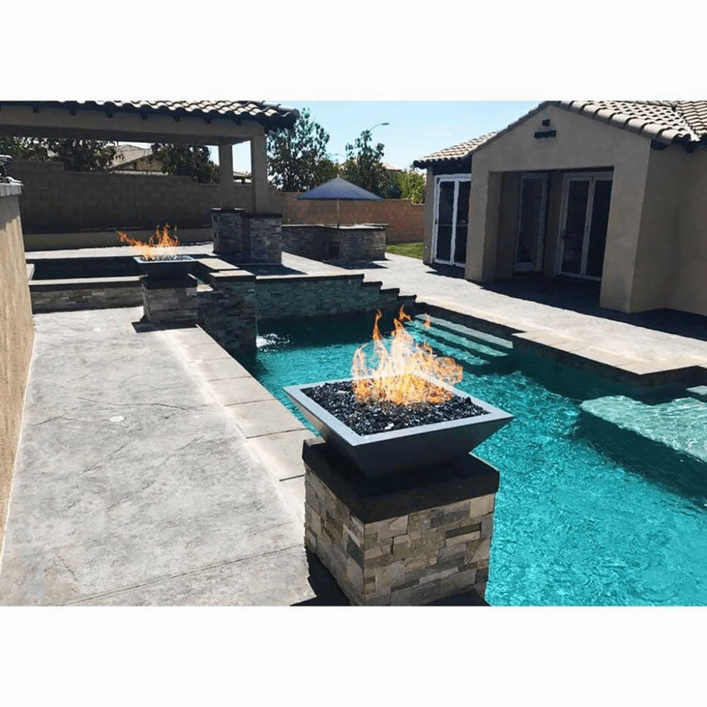 The Outdoor Plus Maya GFRC 24" Match Lit Concrete Square Fire Bowl OPT-24SFO