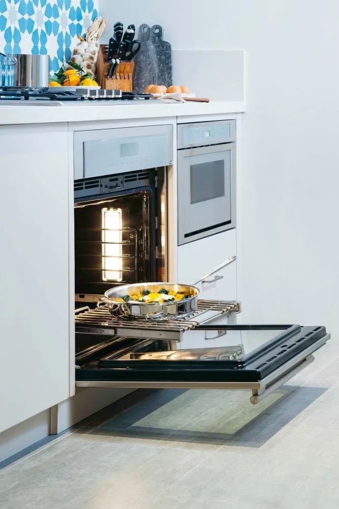 Thermador ME301WS 30-Inch Masterpiece? Single Built-In Oven