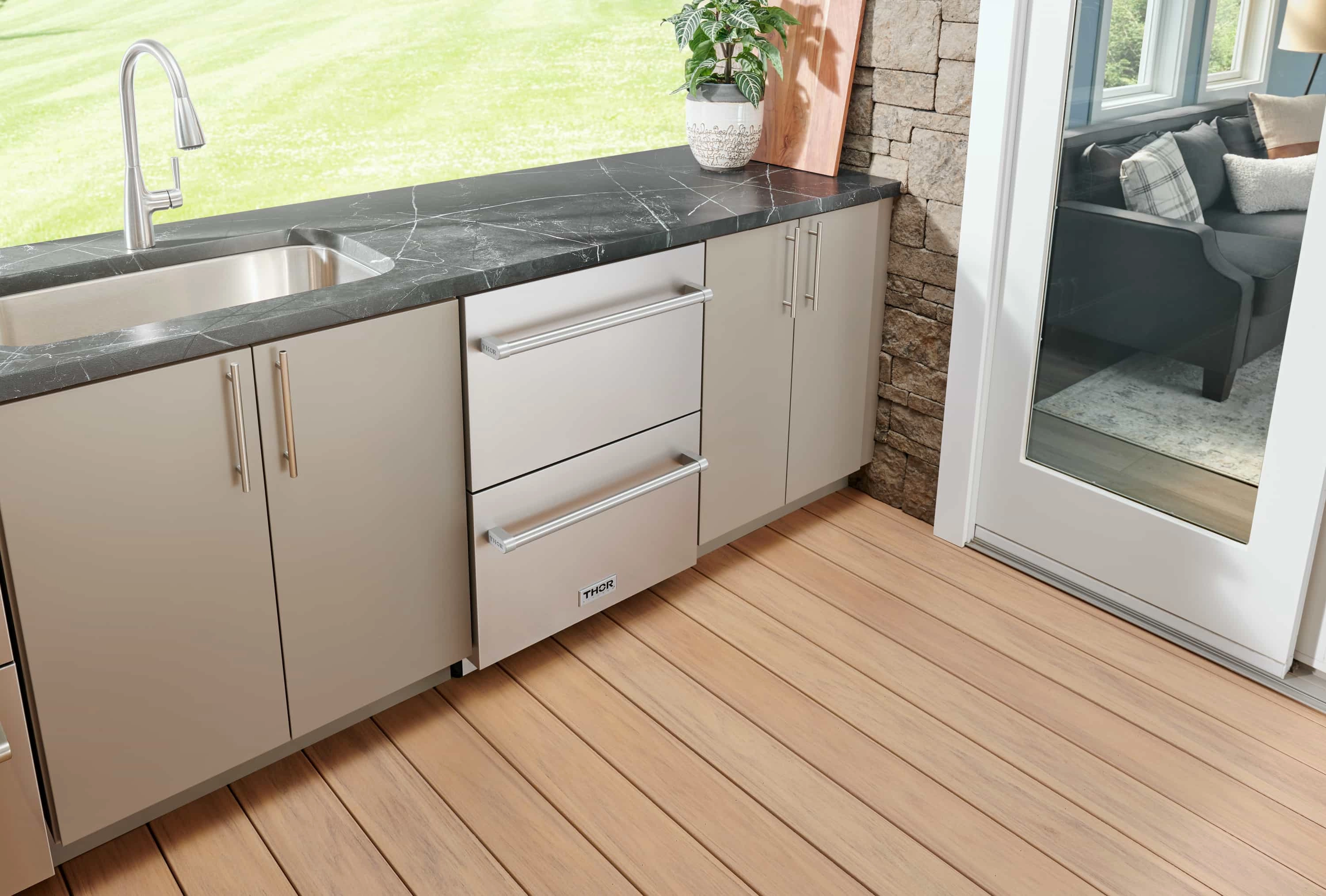 Thor Kitchen 24-Inch 5.4 cu. Built-in Indoor/Outdoor Double Drawer Refrigerator