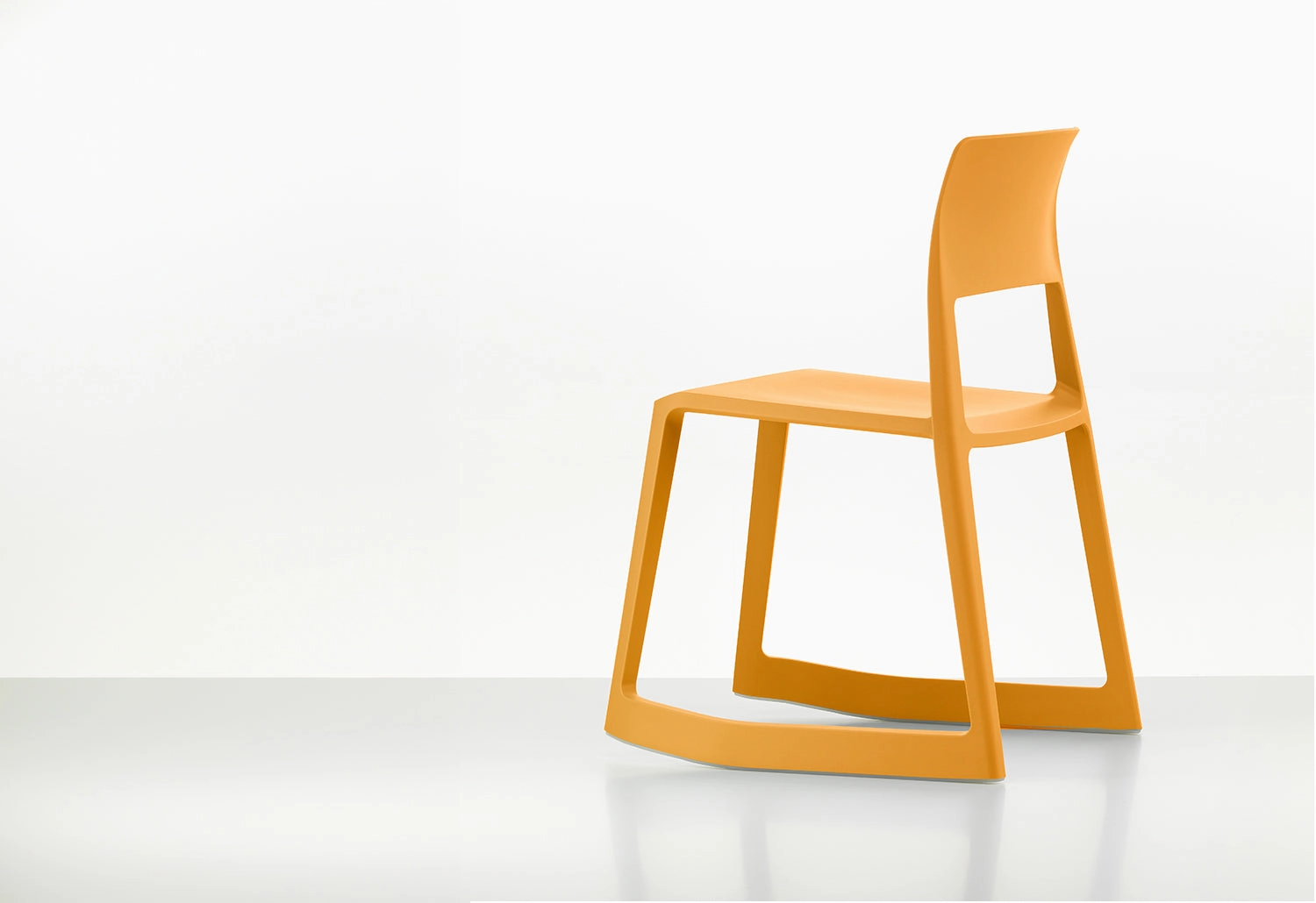 Tip Ton RE Chair