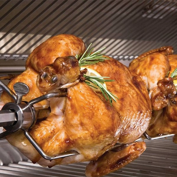 Twin Eagles 30-inch Gas Grill with Infrared Rotisserie and Sear Zone TEBQ30RS