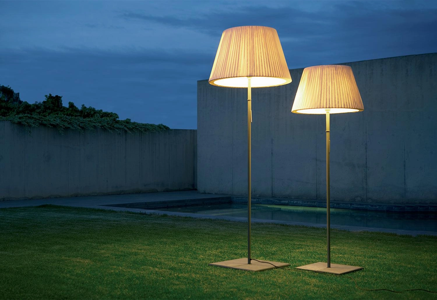 TXL Outdoor Floor Light