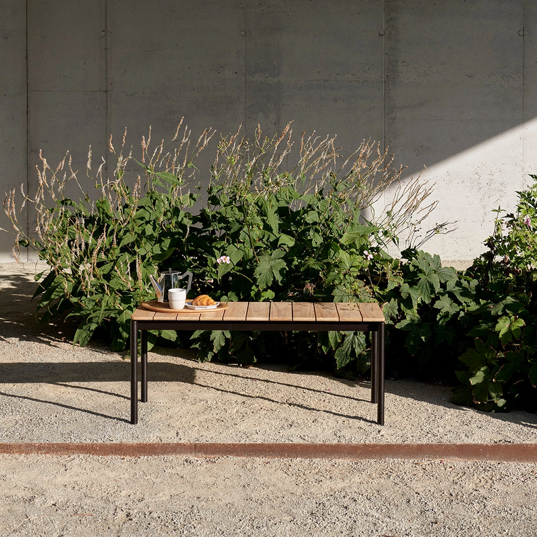 Ville AV27/AV28 Outdoor Bench