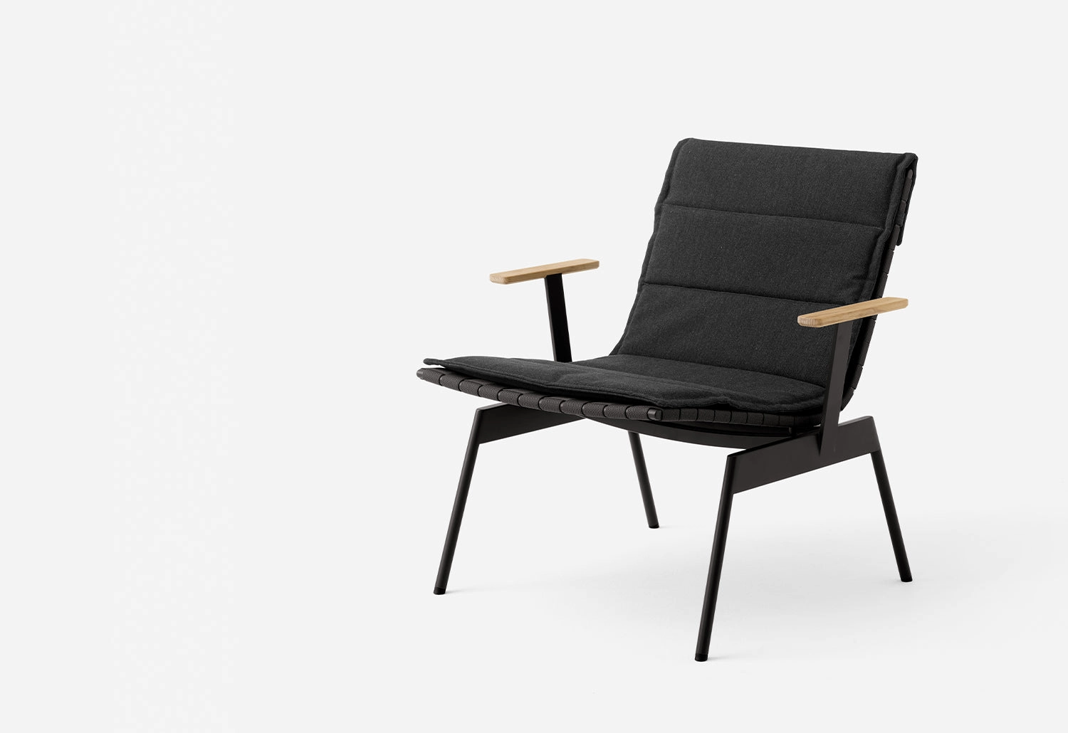 Ville Lounge Armchair