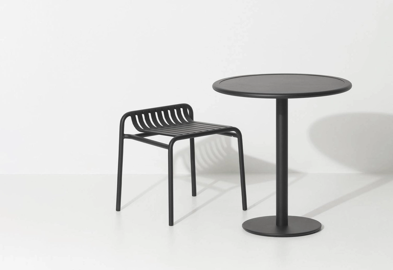 Week-End Bistro Table | Round