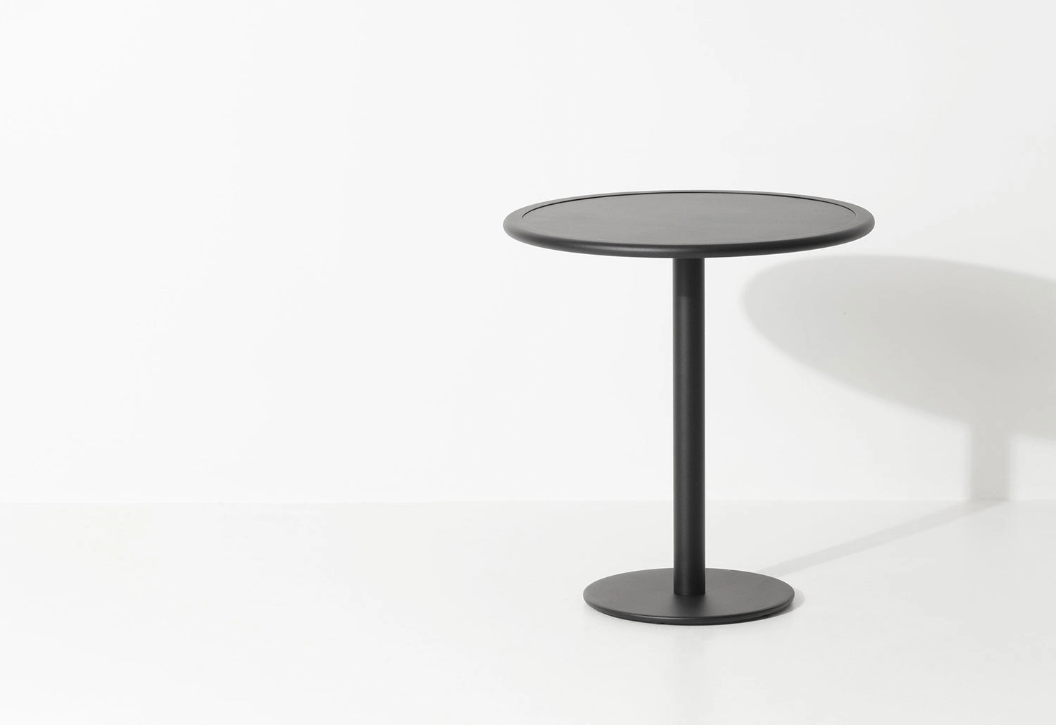 Week-End Bistro Table | Round