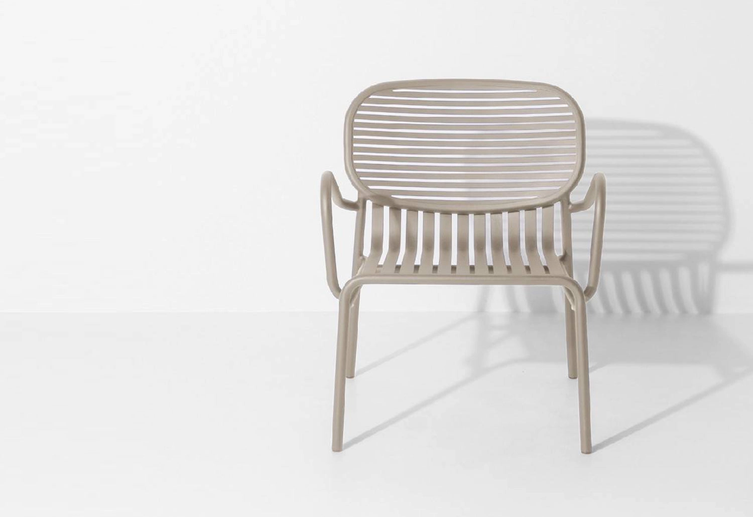 Week-End Lounge Chair