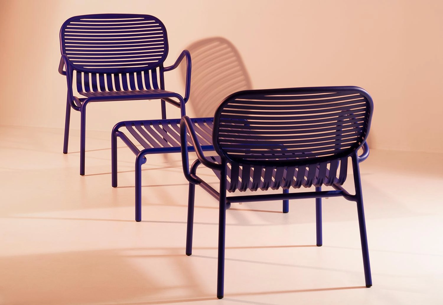 Week-End Lounge Chair