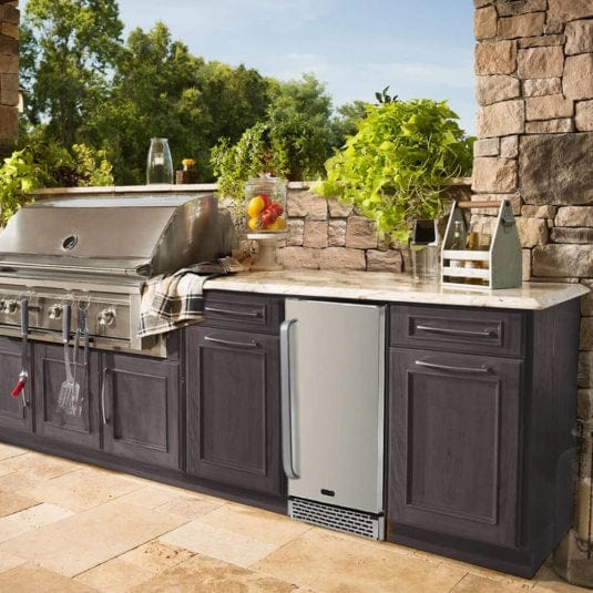 Whynter BOR-326FS 3.2 cu. ft. Indoor/Outdoor Beverage Refrigerator