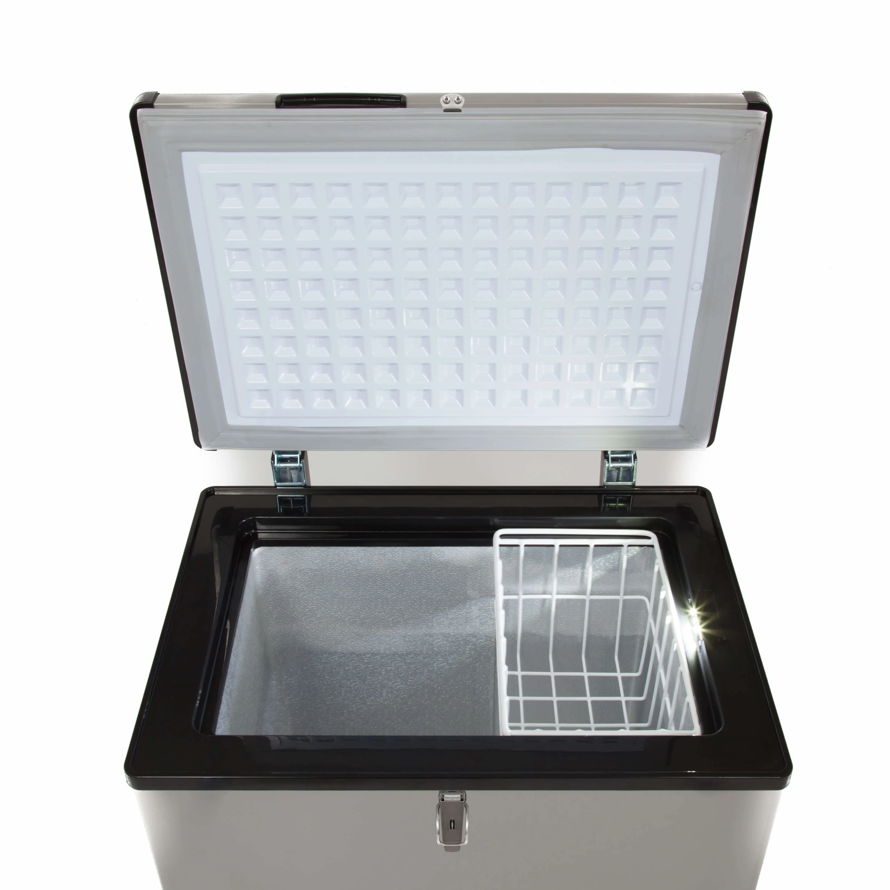 Whynter FM-951GW 95 Quart Portable Wheeled Refrigerator/Freezer with Door Alert and 12v Option