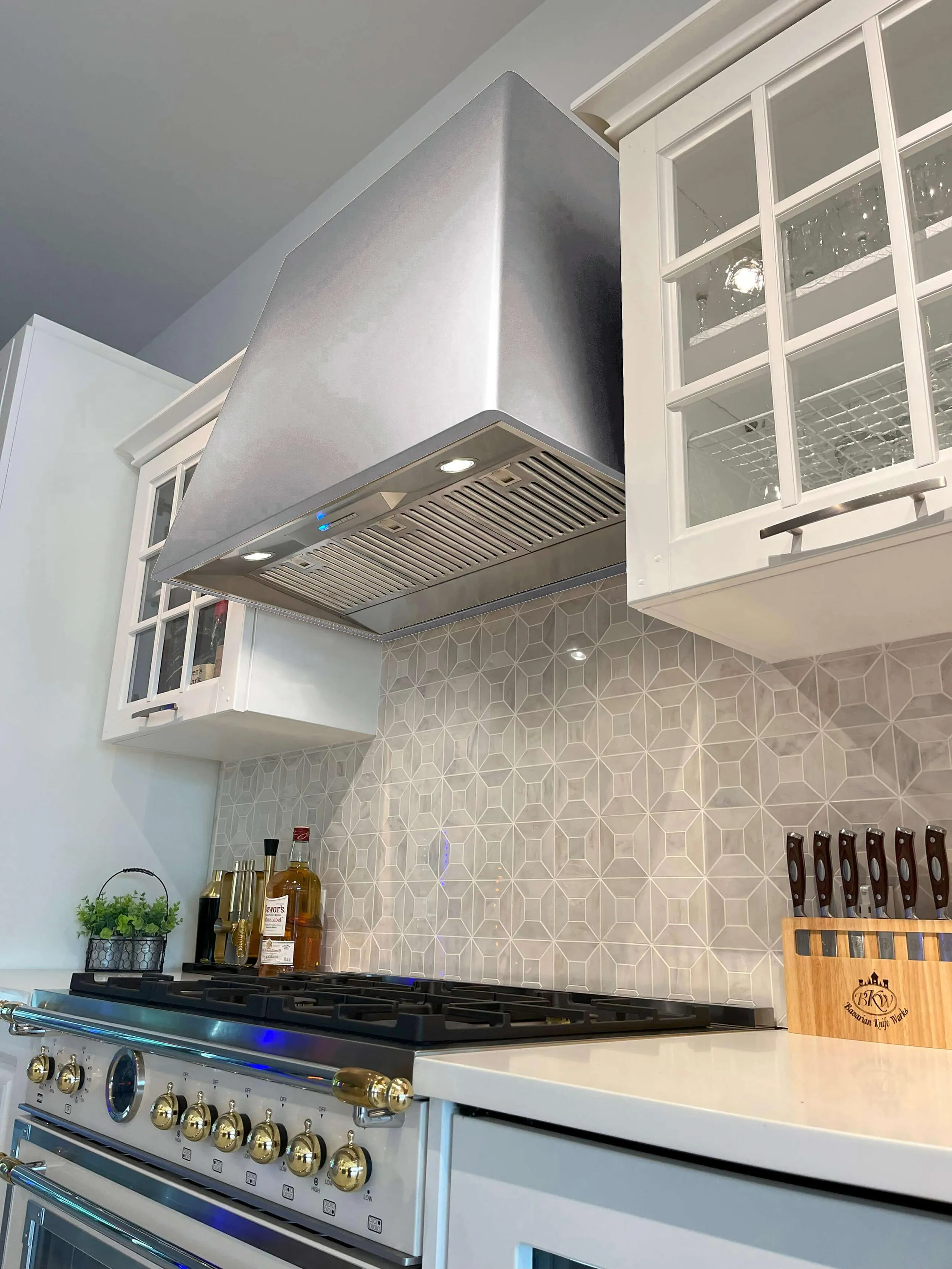 Xo Appliance XOVD136SS Xo 36In Designer Hood Stainless Steel Insert Sold Separately